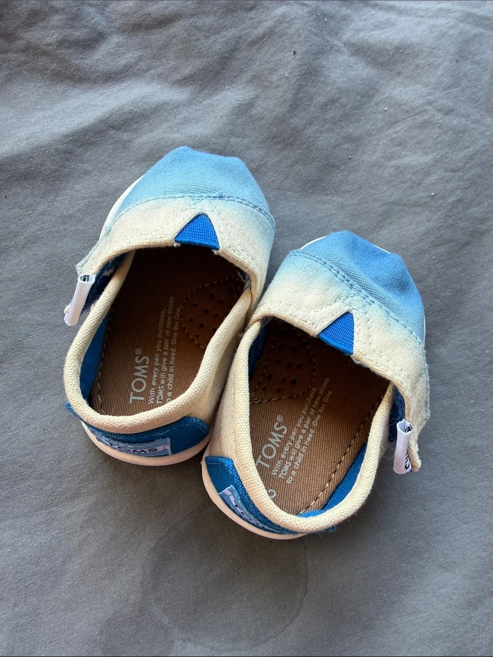 Toms Kids Ombre Blue Canvas Slip-On Baby Shoes